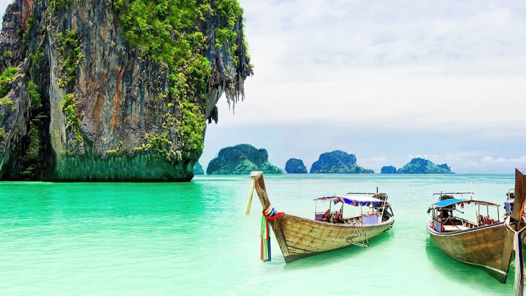is_15979556_phuket_beach_3000x1000
